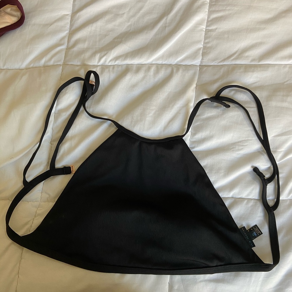Black PacSun swimsuit top!!
